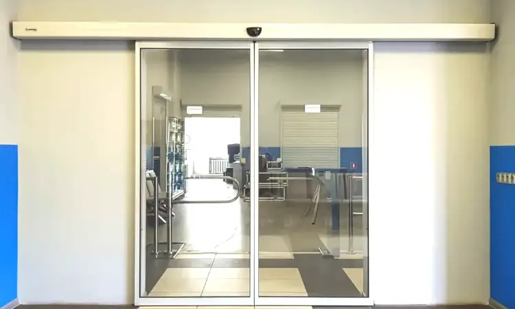 درب شیشه ای برقی