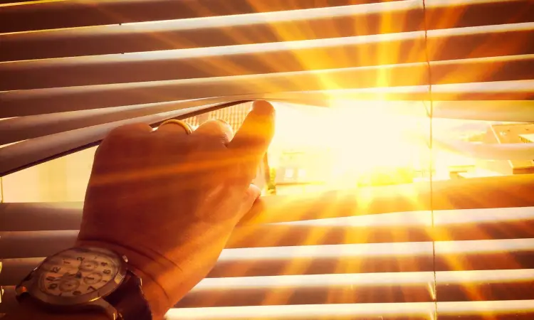 شیشه ی کاهنده ی مصرف