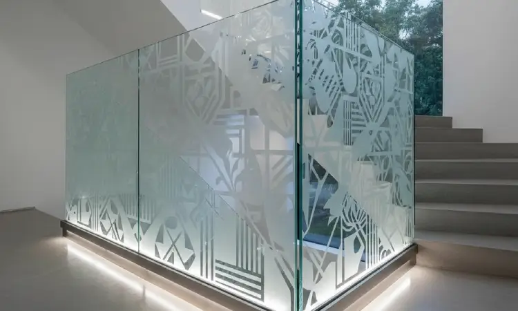 نرده شیشه ای فیکس پوینت